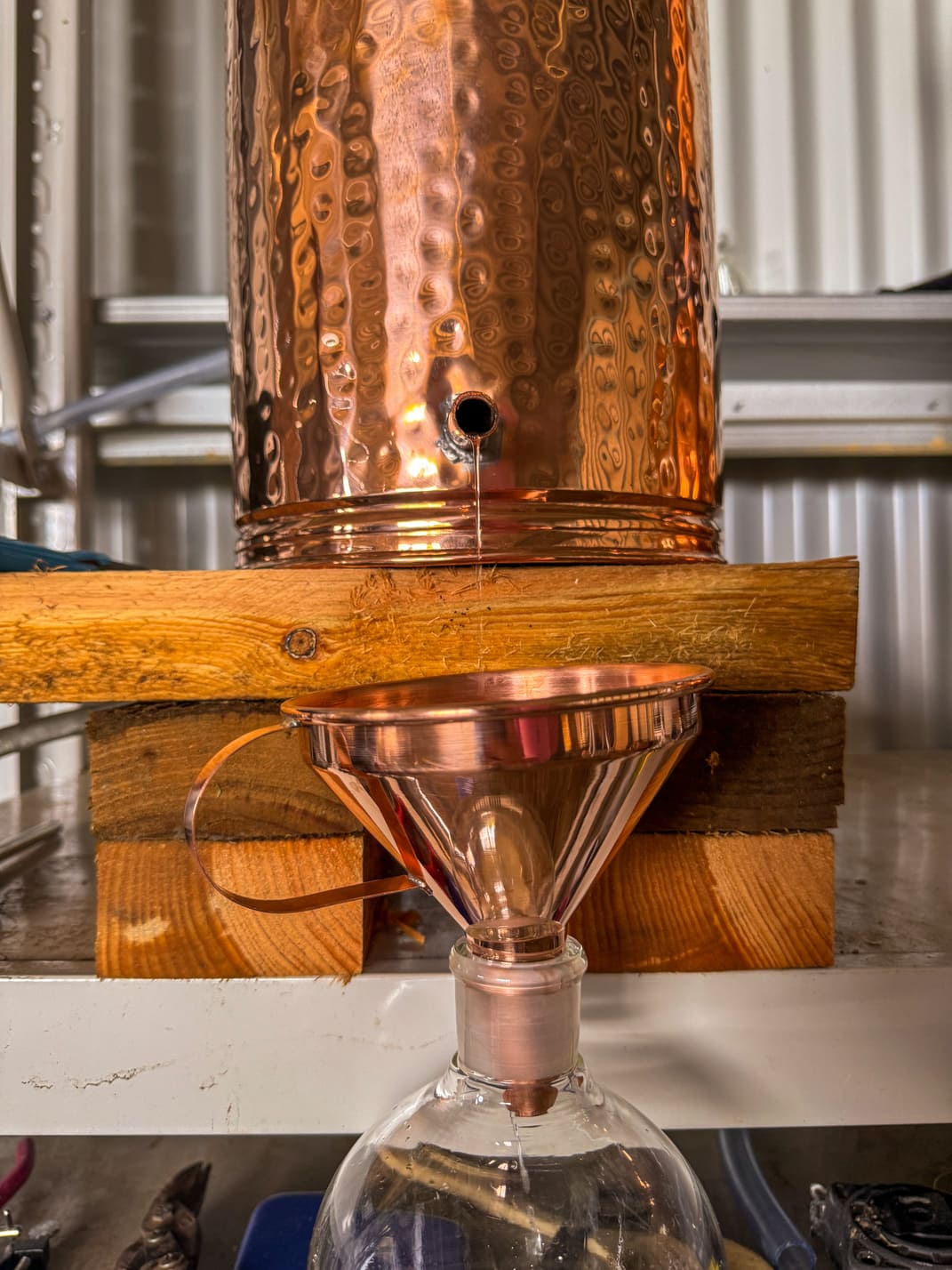 Copper still for distillation workshops